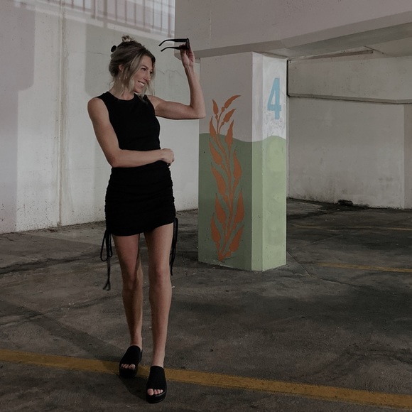 Meet your Posher, Haley - Picture 3 of 10